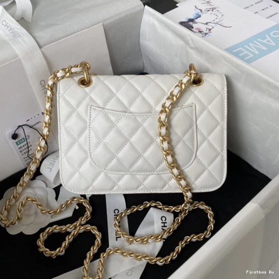 First Bag Ru BAG FLAP CHANEL MINI 0730